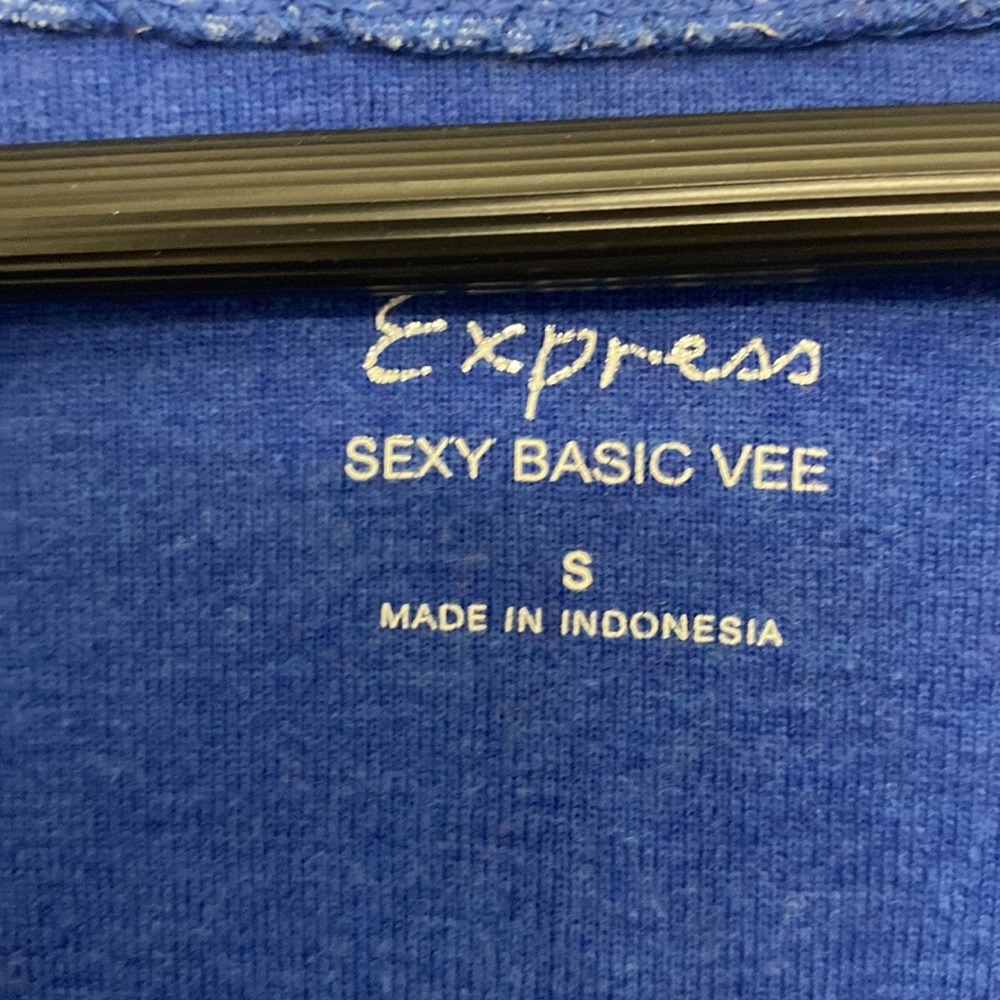 Express Sexy Basic Vee. Blue size S - Picture 3 of 5